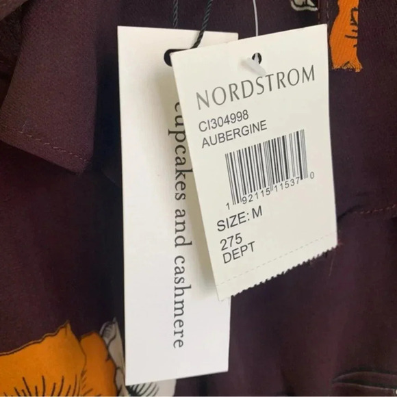 NWT Cupcakes and Cashmere Floral Bouse - Picture 12 of 12